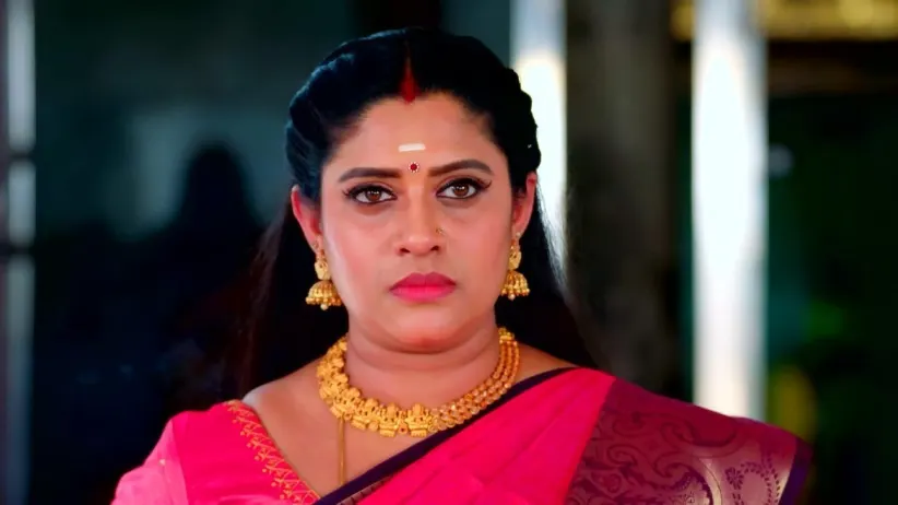 Deepa Gives an Asssurance to Abhirami