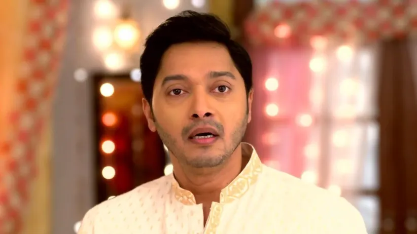 Neha Sees a Photo Frame in Aajoba's Room