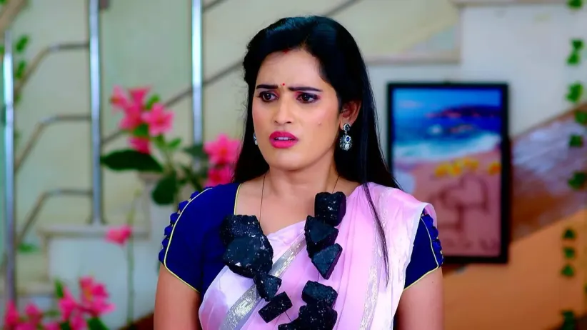Sumana Behaves Strangely