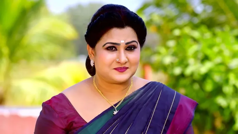Bhavana Informs Ram Mohan about Ambika
