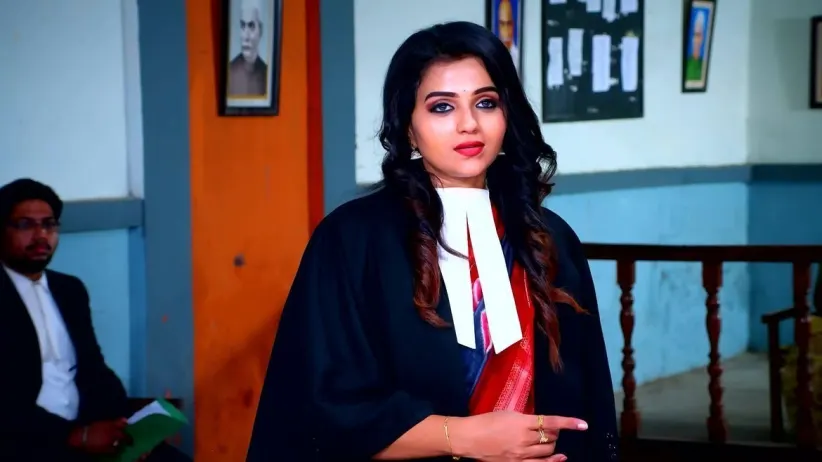 Bharati Troubles Iniya