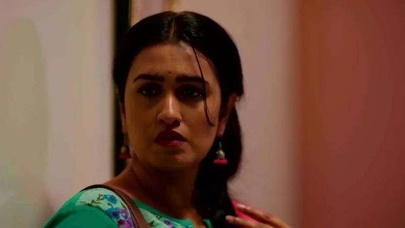 Giri Speaks to Sumi | Anuraga Ganam Pole