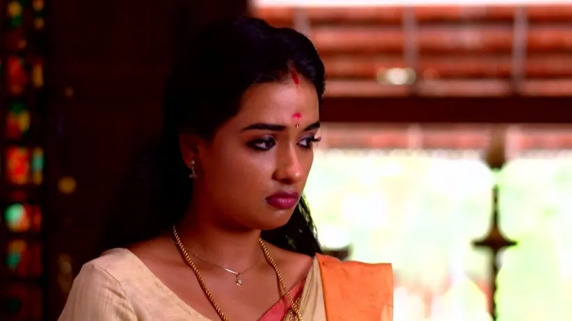 Chitra Provokes Arjunan against Preethi