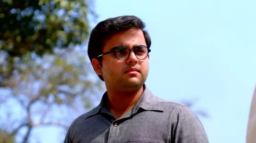 David Mixes Chemicals in the Lake