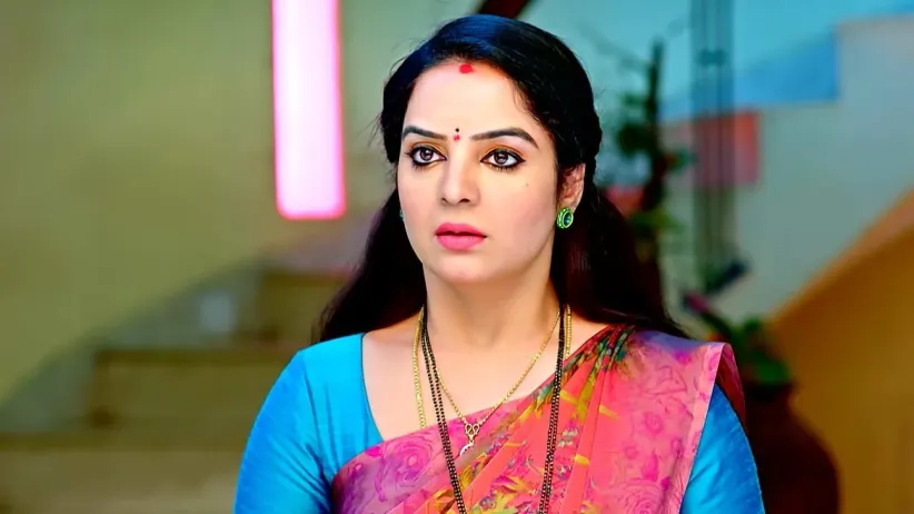 Abhiram Decides to Adopt Unni