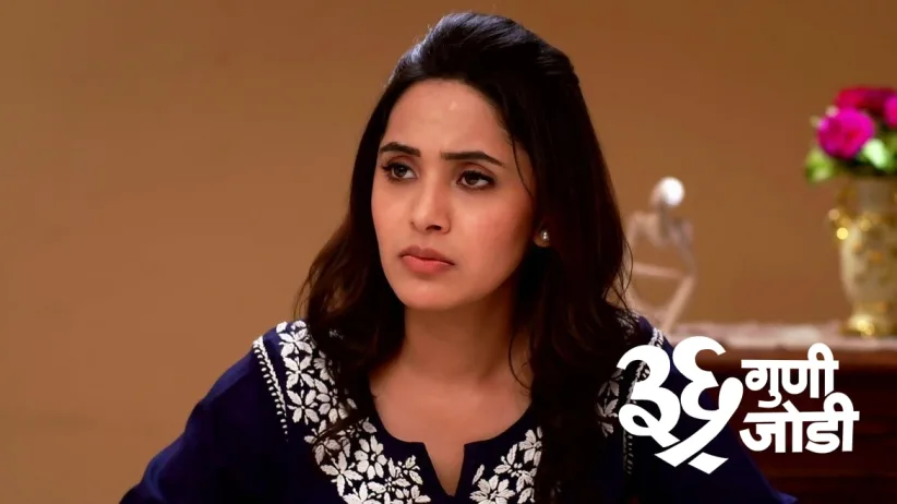 Sarika Goes to Meet Nutan