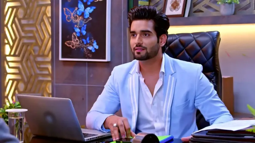 Akshay Gets the Project due to Prachi