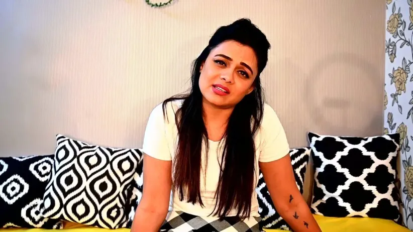 Neha Talks about Her Financial Woes | Behind The Scenes | Mazhi Tuzhi Reshimgaath