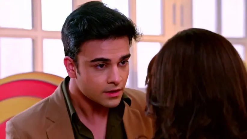 Prachi Fears the Rise of Water Level in the Tank | Kumkum Bhagya