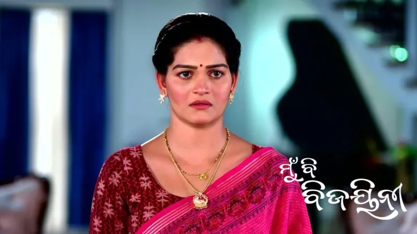 Devika's Past Shocks Radhika