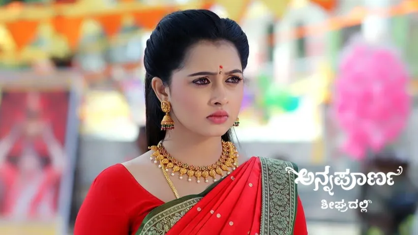Niharika Kisses Srikar