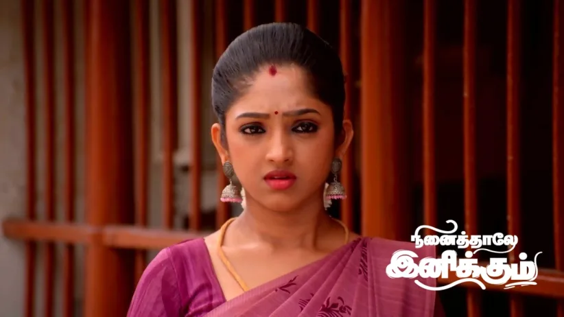 Savitri Shares a Plan with Thavamani