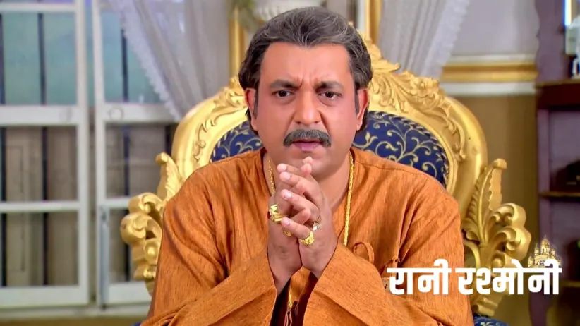 Maya Goes to Kalighat with Her Daughters-In-Law