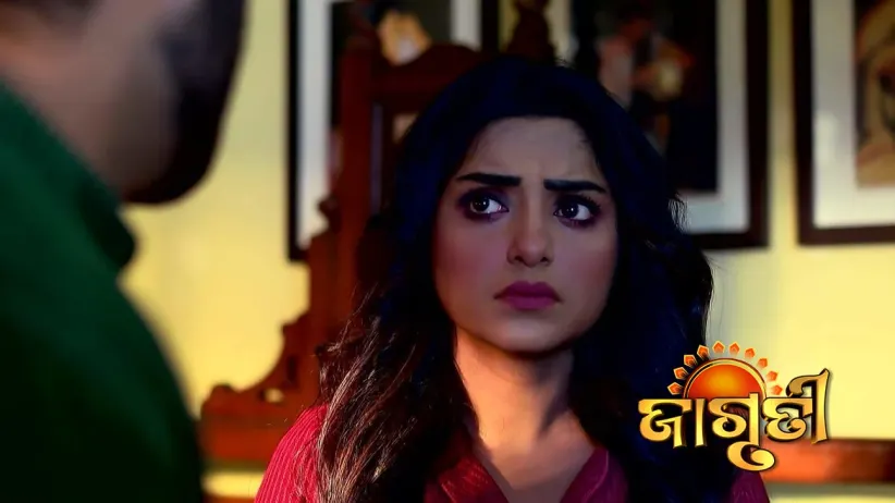 Divyashi Slaps Samresh