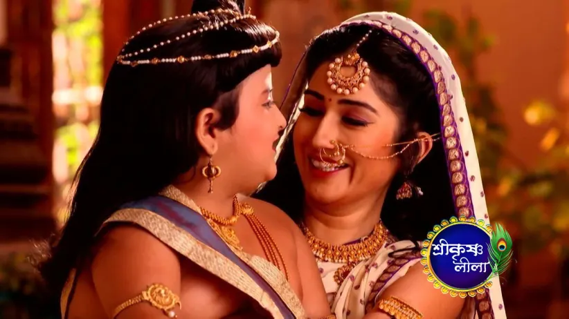 Radha Meets Trinabarta