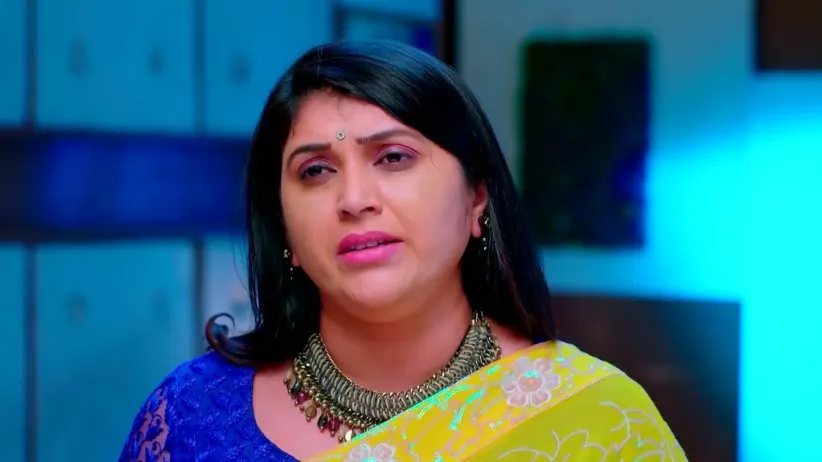 Vishal Eavesdrops on Tilottama and Vallabh | Trinayani