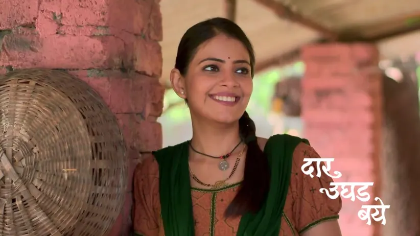 Renuka Tells Her In-laws about Her Conditions