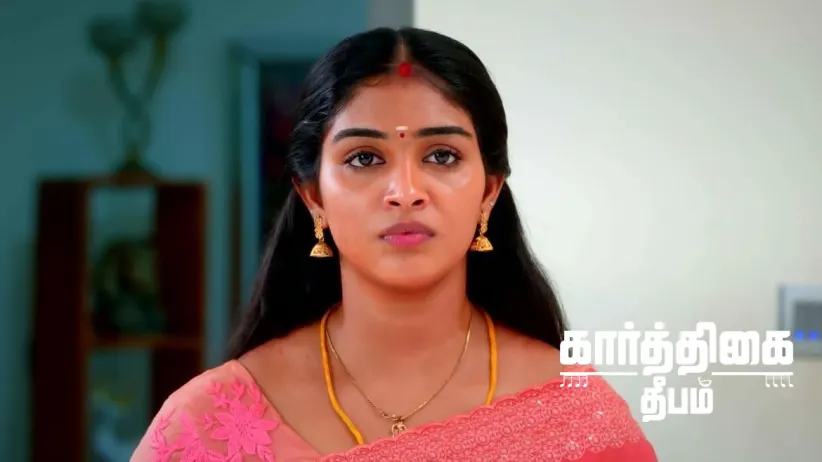 Deepa Impresses Abhirami's Relatives