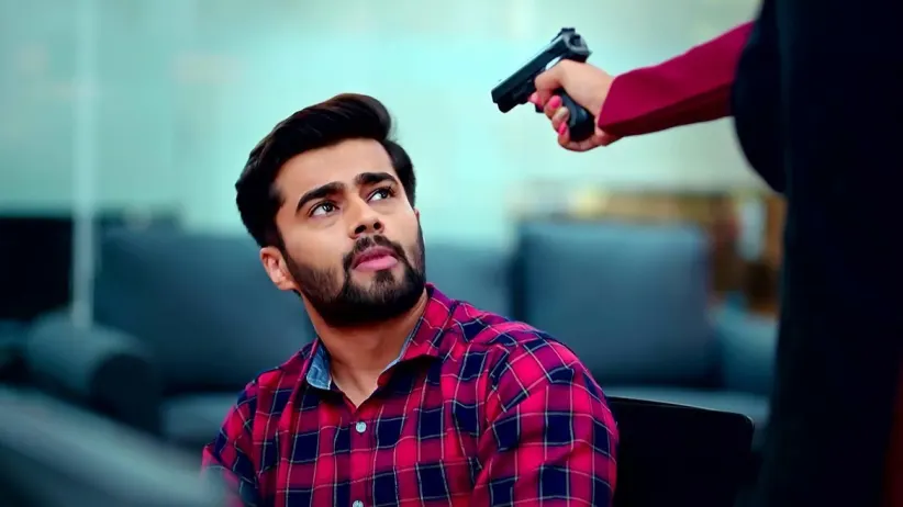 Mahima Scares Jeevan