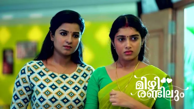Kavitha Apologises to Lakshmi