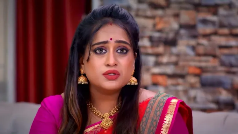 Hasini's Words Make Vikram Suspicious
