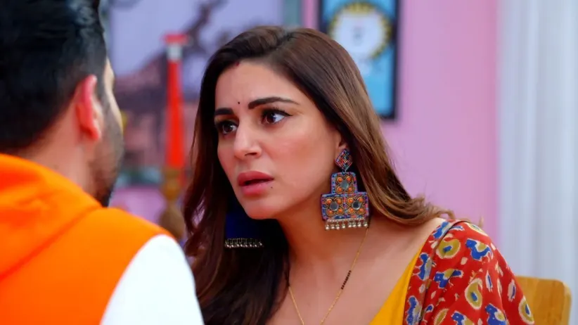 Rishabh Gets Angry with Sherlyn Again