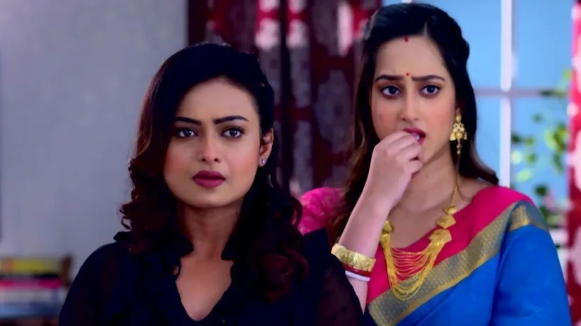Aishi Gets Help From Mukut l Mukut