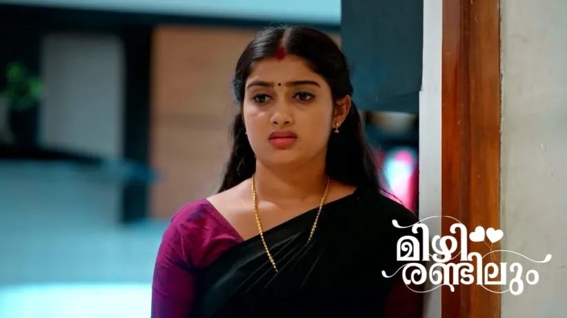 Kavitha Accuses Lakshmi