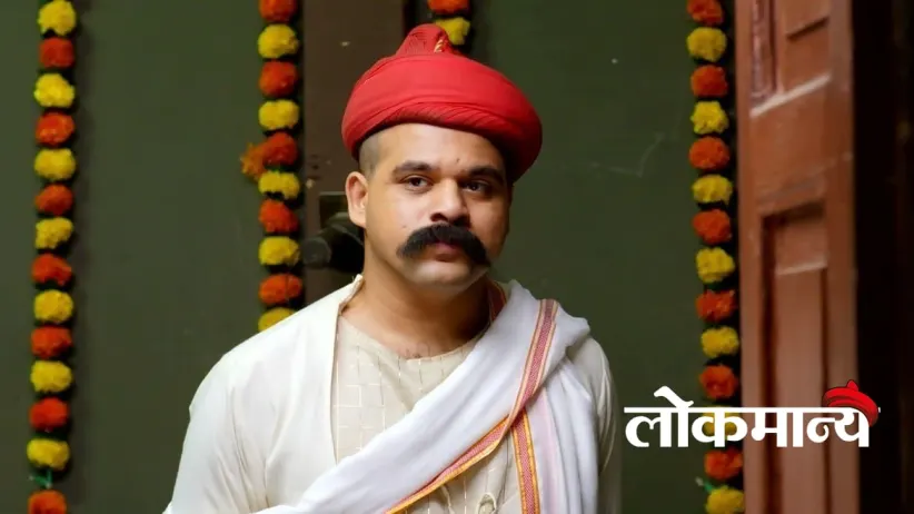 Tilak Learns about the Hindu-Muslim Riots