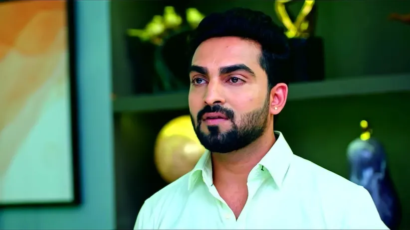 Seetha Defends Sri Ram in front of Surya Prakash