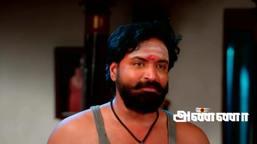 Shanmugham Bashes Muthupandi