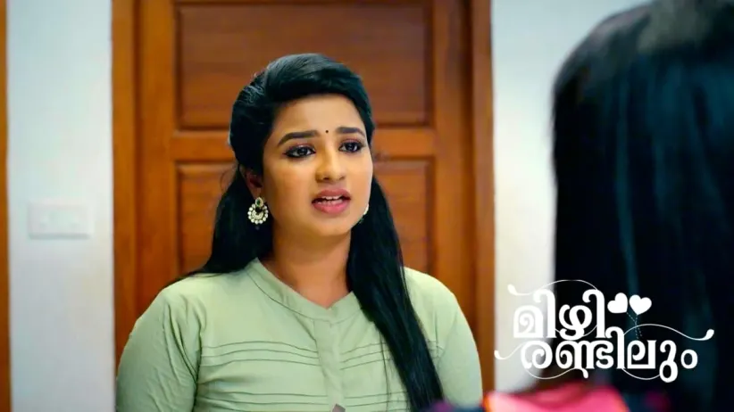 Lakshmi Faints