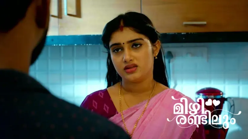 Lakshmi Tells Raju about Anandavalli