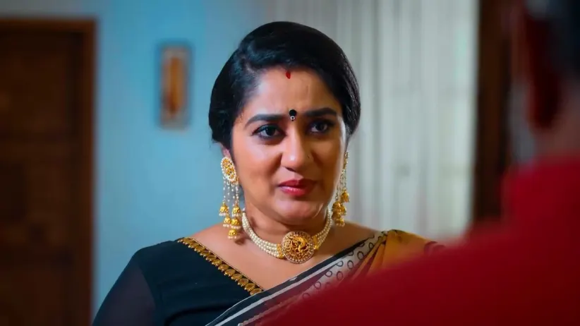Prabhavathy Stops Gargi | Parvathy