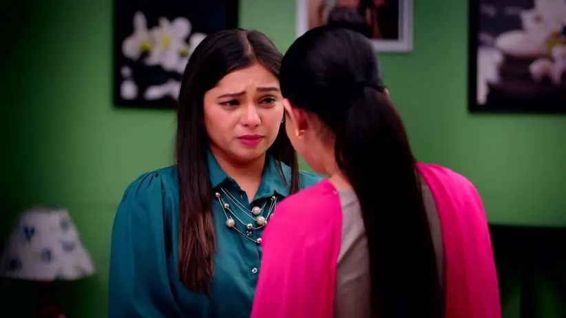 Bhoomika's Family's Emotional Moment