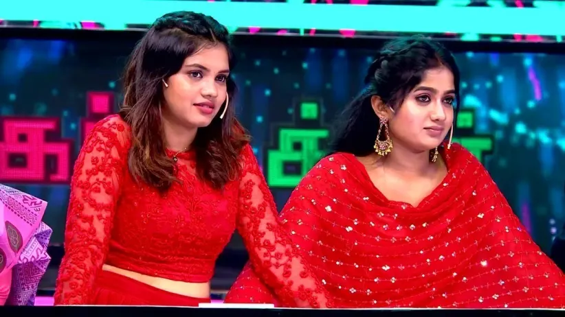 Team Anna vs Team Meenakshi Ponnunga