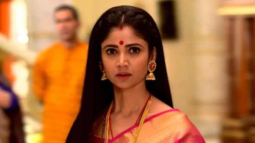 Arya Throws Madhu and Ankur Out