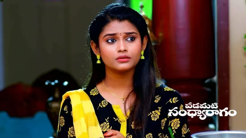 Srinu Finds Aadhya at the Temple