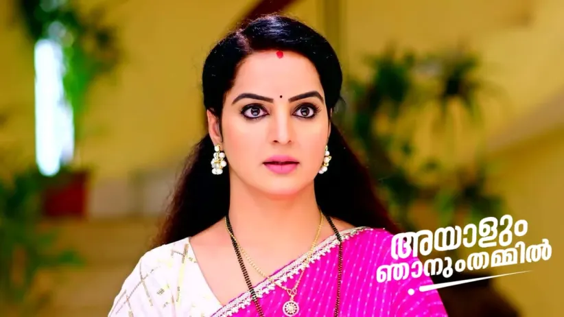 Karthika Shares Her Concern with Sumangala