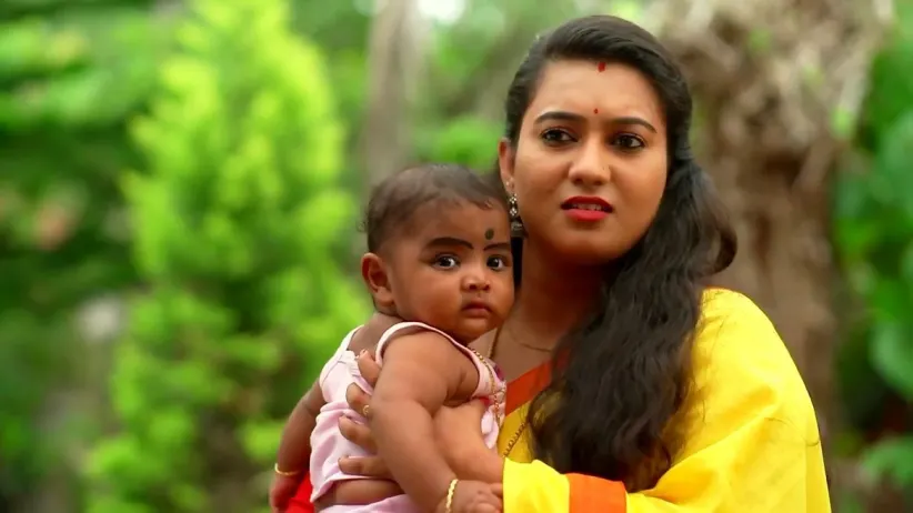 Sathyabhama Scolds Preethi