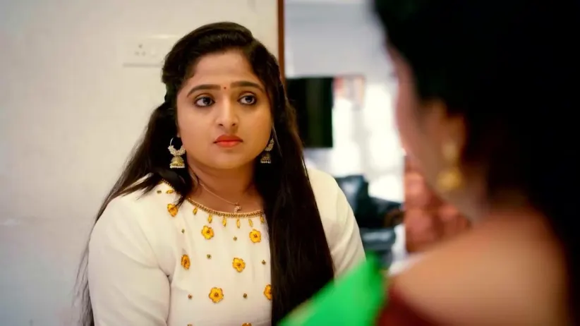 കാവേരിയോട് ആശങ്ക പറയുന്ന ശ്രീദേവി