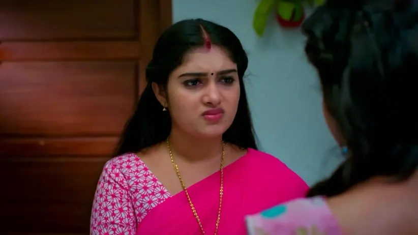 Lakshmi Scorns Kavitha
