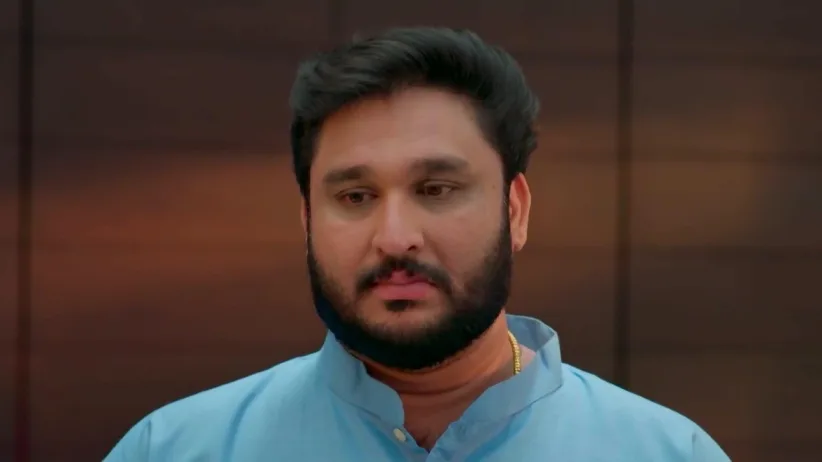 Chandran Grieves over Sumi