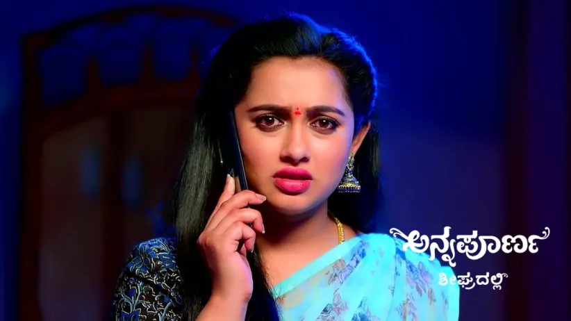 Vedavathi Slaps Srikar