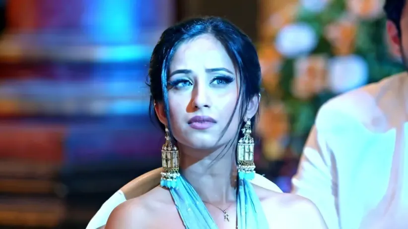 Neelam Tries to Escape the Goons