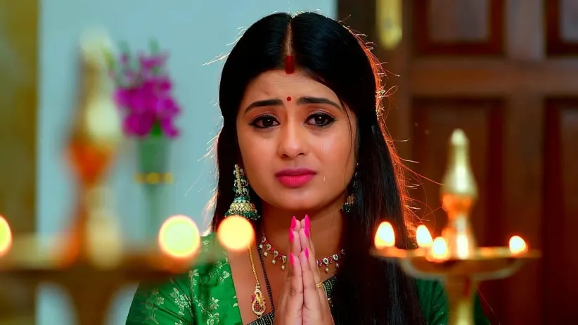 Arvinda Learns about Mithra's Arrest