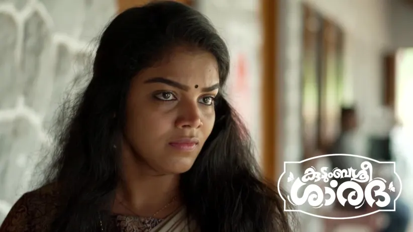 Shalini Lies to Sathyabhama