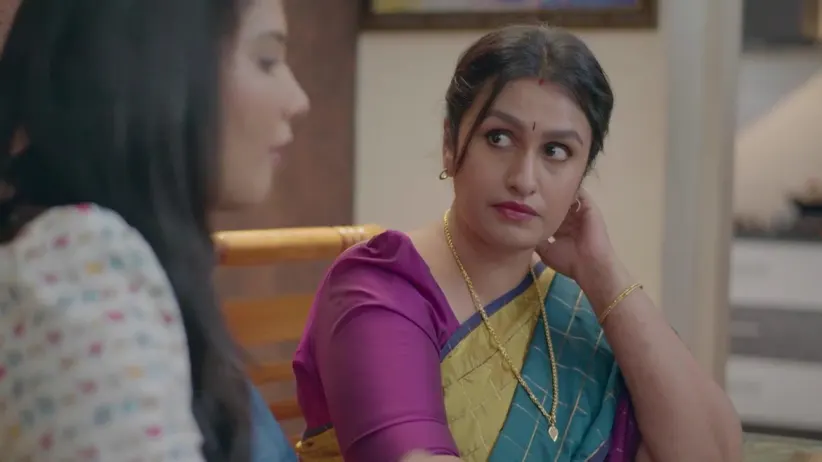 Sumi Tells Sneha about Giri | Anuraga Ganam Pole