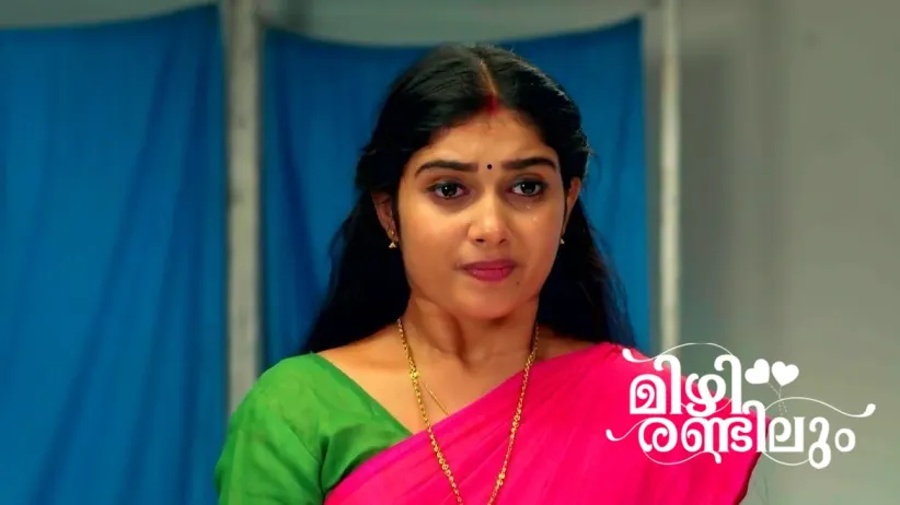 Swathi Hits Lakshmi