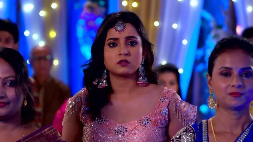 Mini Doesn't Like Roop's Behaviour | Icche Putul